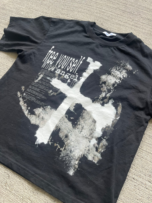 Free Yourself Black Tee (PRE-ORDER)